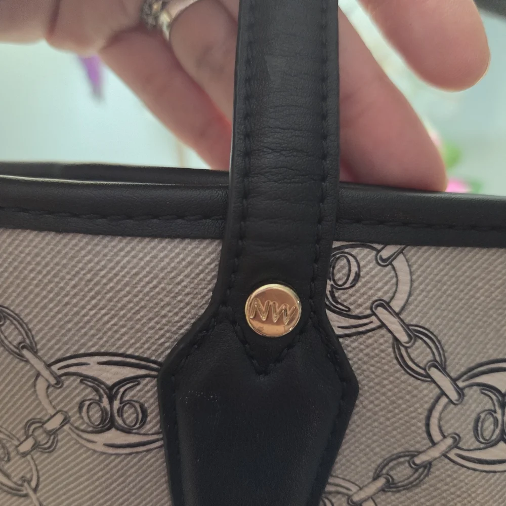 5 Piece Bundle Lot Set - Black, Gold, Silver Tones - Picture 11 of 16